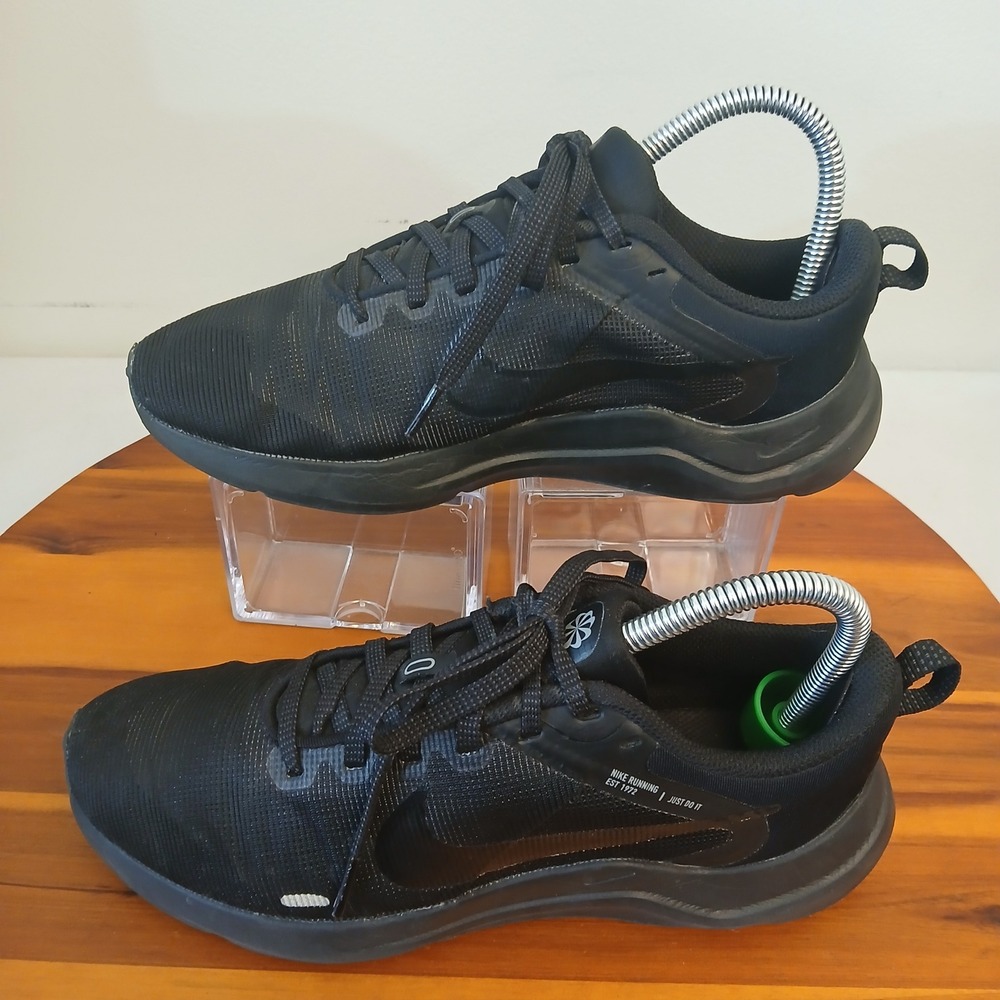 Nike Downshifter 12 Womens 7 Black Running Shoes Sneakers DD9294-002